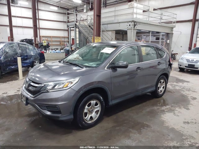 Honda CR-V LX 2015 2HKRM3H33FH504291 Image 2