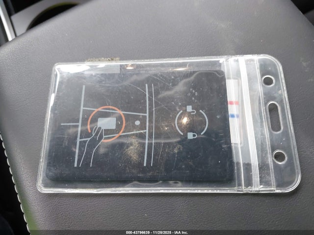 2024 TESLA MODEL Y 7SAYGDEF5RA328497 Photo 10