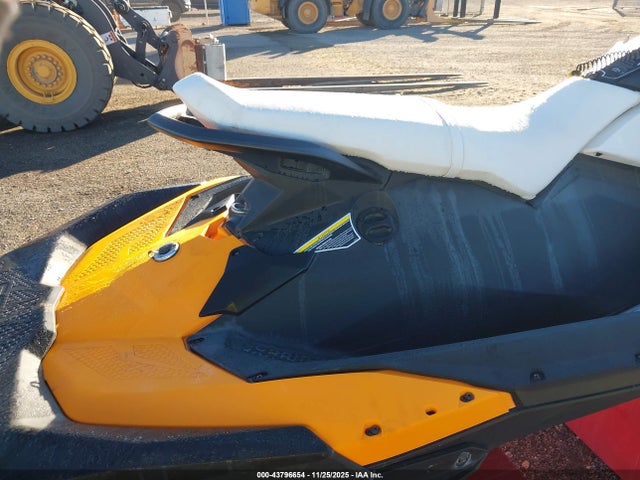 Seadoo Spark 2014 YDV13917E414 Image 8
