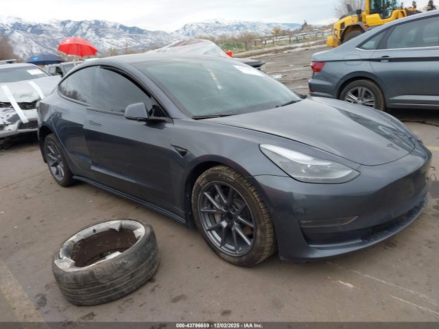 2022 TESLA MODEL 3 5YJ3E1EB0NF335279 Photo 0