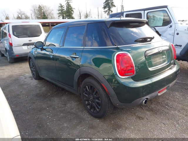 2017 MINI HARDTOP WMWXU1C52H2E19080 Photo 2