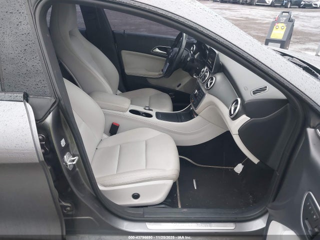 2014 MERCEDES-BENZ CLA 250 WDDSJ4EB1EN123975 Photo 4