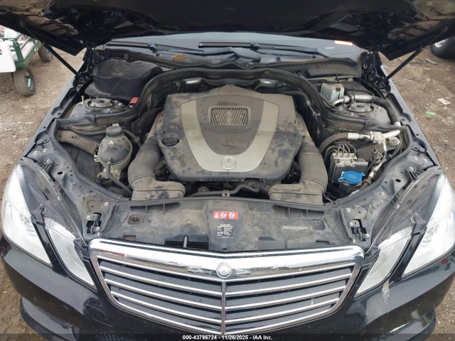43796724 :رقم المزاد ، WDDHF8HB9BA427458 vin ، 2011 Mercedes-benz E 350 4matic مزاد بيع