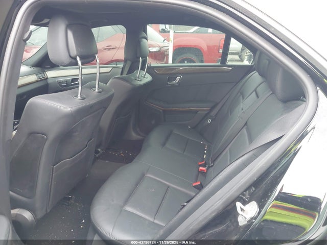 43796724 :رقم المزاد ، WDDHF8HB9BA427458 vin ، 2011 Mercedes-benz E 350 4matic مزاد بيع