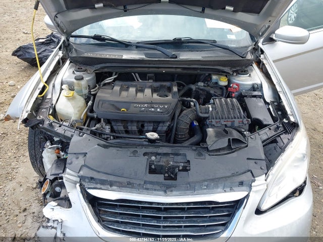 Продаж на аукціоні авто 2012 Chrysler 200 Touring, vin: 1C3CCBBB3CN302862, номер лоту: 43796763