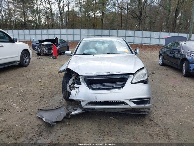 Продаж на аукціоні авто 2012 Chrysler 200 Touring, vin: 1C3CCBBB3CN302862, номер лоту: 43796763