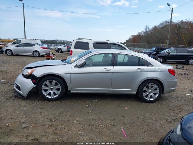 Продаж на аукціоні авто 2012 Chrysler 200 Touring, vin: 1C3CCBBB3CN302862, номер лоту: 43796763
