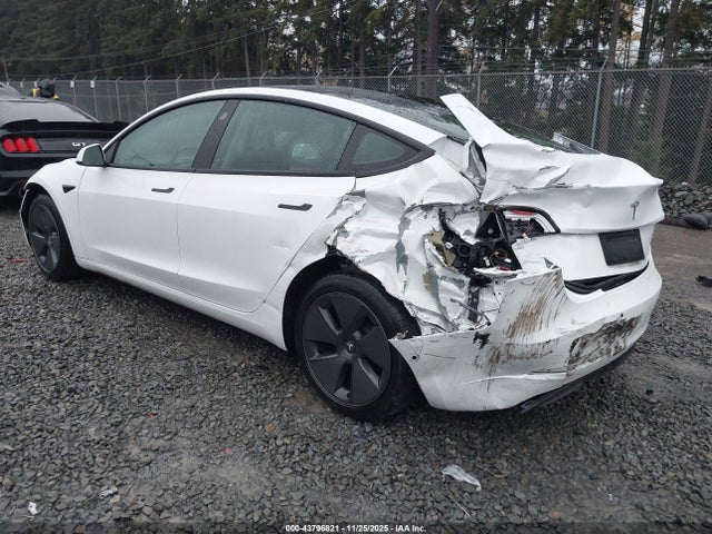 2022 TESLA MODEL 3 5YJ3E1EB5NF317960 Photo 2