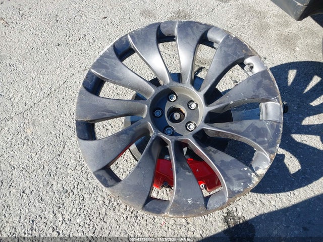 7SAYGDEF1NF383641 Tesla Model Y Performance Dual Motor All-wheel Drive