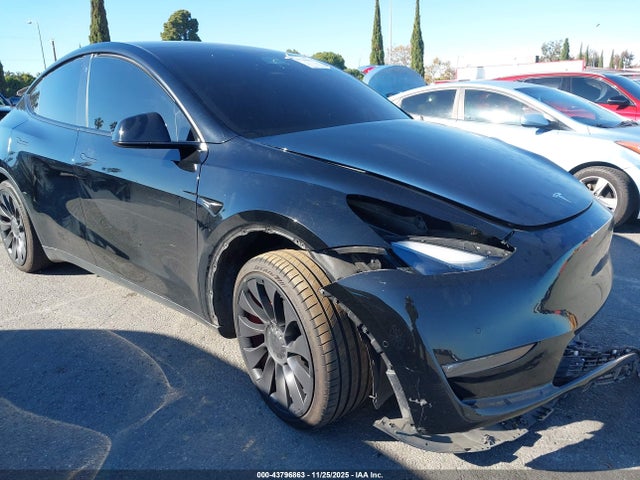 7SAYGDEF1NF383641 Tesla Model Y Performance Dual Motor All-wheel Drive