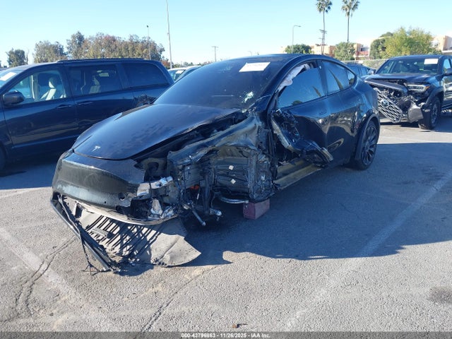 2022 TESLA MODEL Y 7SAYGDEF1NF383641 Photo 1
