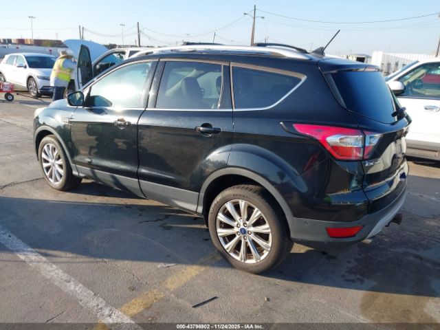 2018 FORD ESCAPE 1FMCU9J9XJUB44244 Photo 2