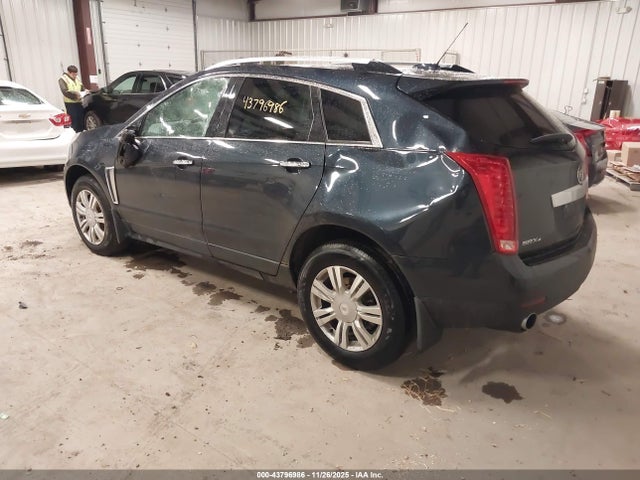 2016 CADILLAC SRX 3GYFNEE36GS504965 Photo 2