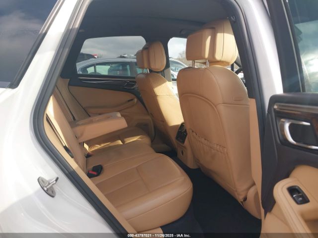 2018 PORSCHE MACAN WP1AA2A5XJLB01956 Photo 7