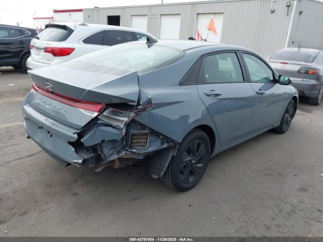 2022 HYUNDAI ELANTRA KMHLM4AGXNU300399 Photo 3