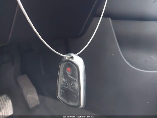 2019 CADILLAC XT4 1GYFZCR49KF203311 Photo 10