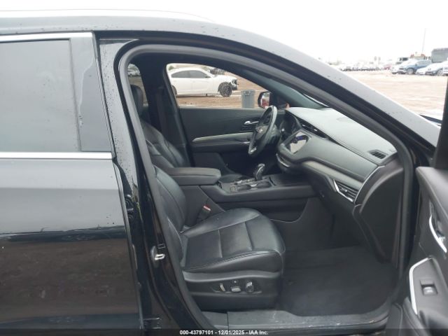2019 CADILLAC XT4 1GYFZCR49KF203311 Photo 4