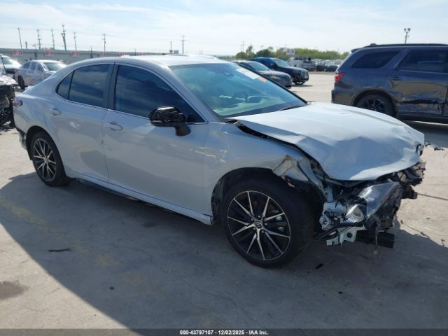 2022 TOYOTA CAMRY 4T1G11AK7NU056871