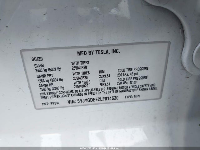 2020 TESLA MODEL Y 5YJYGDEE2LF014630 Photo 8