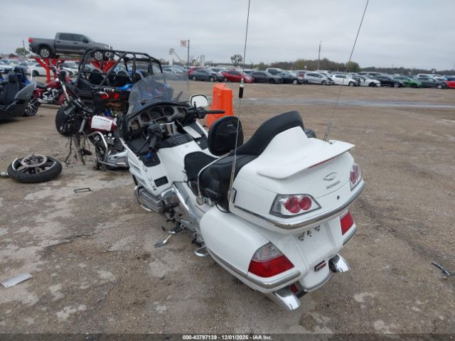 2005 HONDA GL1800 1HFSC470X5A402581 Photo 2