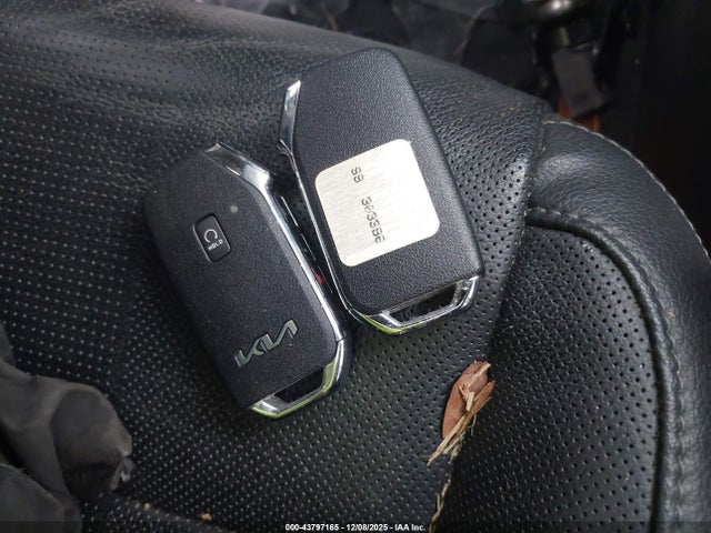 5XYP3DHC1NG303396 KIA Telluride Ex