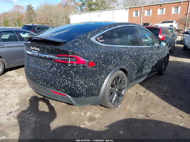 2020 TESLA MODEL X 5YJXCDE2XLF239455 Photo 3