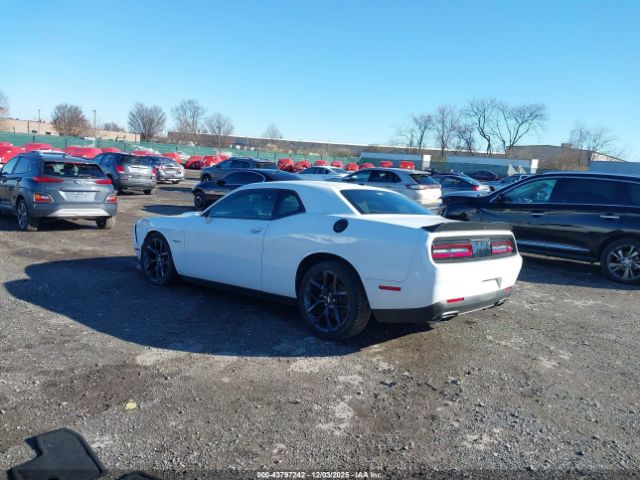 2022 DODGE CHALLENGER 2C3CDZBT6NH249813 Photo 2
