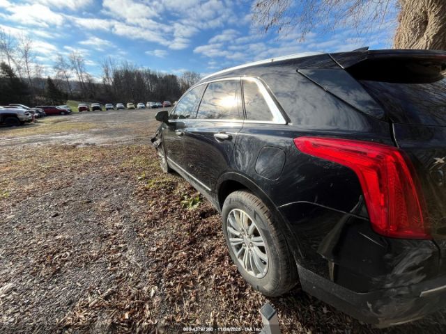 2017 CADILLAC XT5 1GYKNBRS6HZ114953 Photo 2