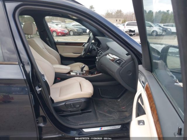 2017 BMW X3 5UXWX9C52H0D97984 Photo 4