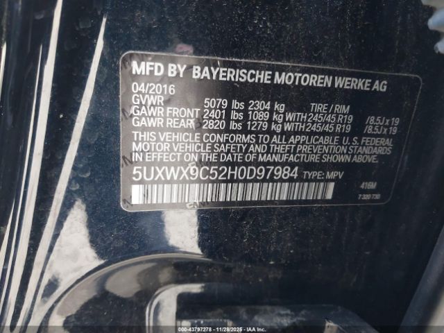 2017 BMW X3 5UXWX9C52H0D97984 Photo 8