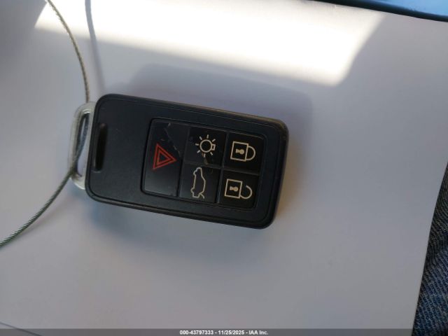 2016 VOLVO V60 YV1612SK7G1311506 Photo 10