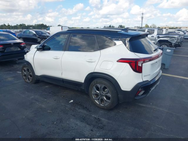 2024 KIA SELTOS KNDEU2AA0R7647404 Photo 2