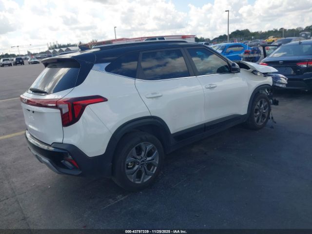 2024 KIA SELTOS KNDEU2AA0R7647404 Photo 3