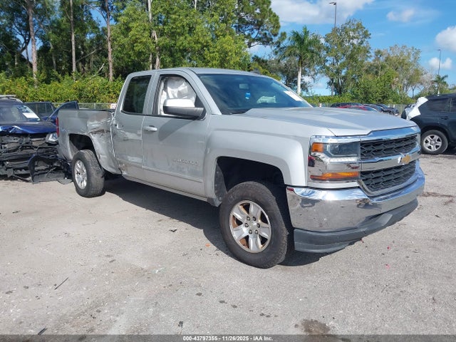 Auction sale of the 2018 Chevrolet Silverado 1500 1lt, vin: 1GCRCREC4JZ179470, lot number: 43797355