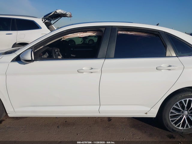 Продаж на аукціоні авто 2020 Volkswagen Jetta 1.4t R-line/1.4t S/1.4t Se, vin: 3VWCB7BU7LM071873, номер лоту: 43797386
