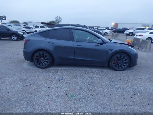 5YJYGDEF9MF076181 Tesla Model Y Performance Dual Motor All-wheel Drive