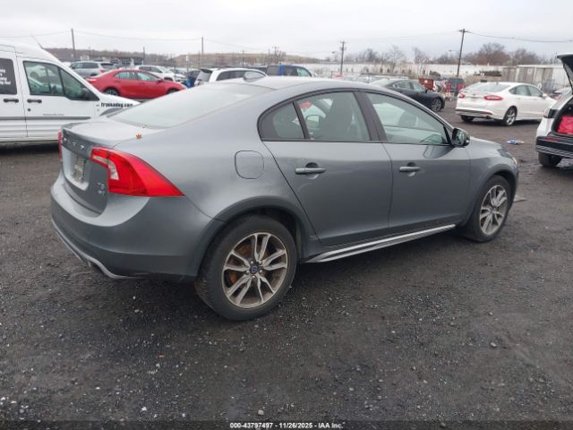 2016 VOLVO S60 CROSS COUNTRY YV4612UM3G2001221 Photo 3