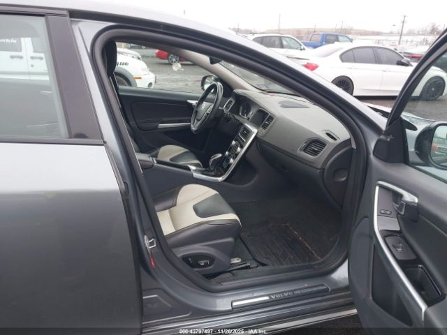2016 VOLVO S60 CROSS COUNTRY YV4612UM3G2001221 Photo 4