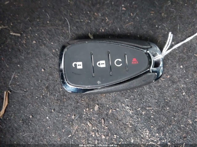 KL77LJEP0SC262424 Chevrolet Trax Fwd 2rs