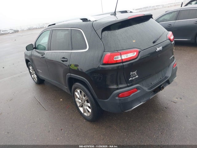 1C4PJMDS8FW688625 Jeep Cherokee