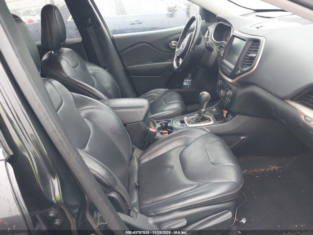 1C4PJMDS8FW688625 Jeep Cherokee