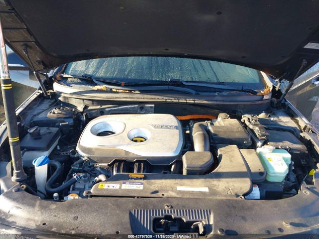2017 HYUNDAI SONATA HYBRID KMHE34L19HA051877 Photo 9