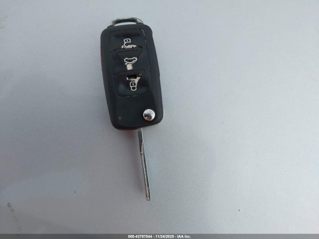 3VW267AJ9GM364235 Volkswagen Jetta 1.4t S