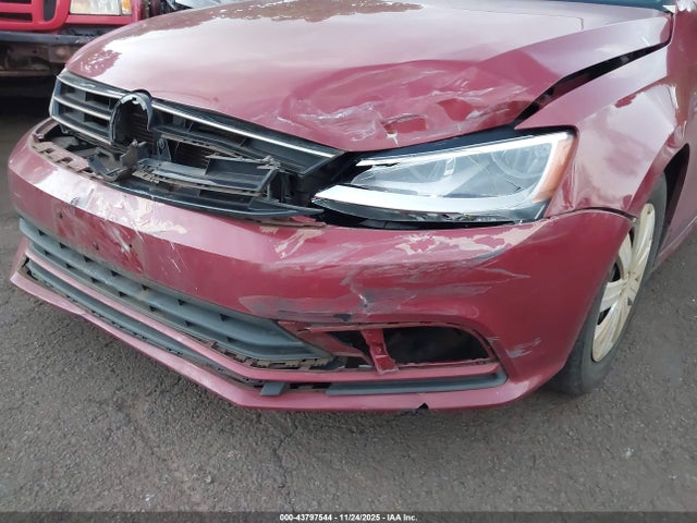 3VW267AJ9GM364235 Volkswagen Jetta 1.4t S