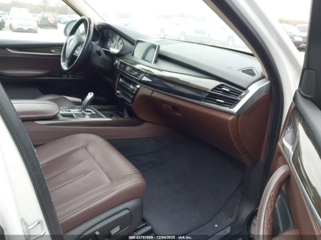 2014 BMW X5 5UXKR2C50E0C01035 Photo 4