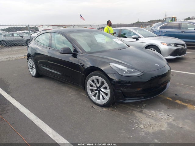 2021 TESLA MODEL 3 5YJ3E1EA2MF032381