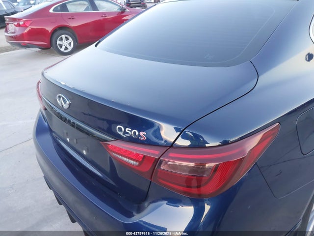 JN1FV7DP5MM850445 Infiniti Q50 Red Sport 400
