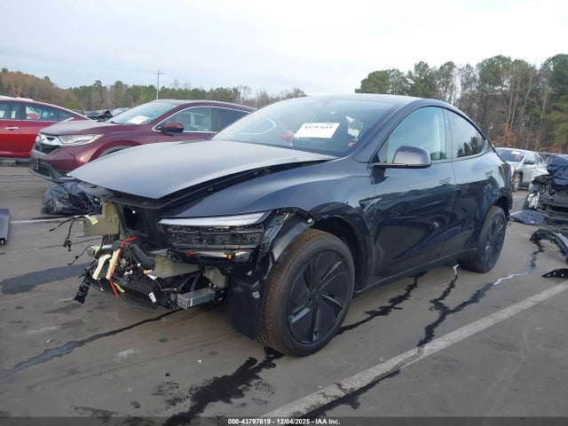 2026 TESLA MODEL Y 7SAYGDEE3TA470006 Photo 1
