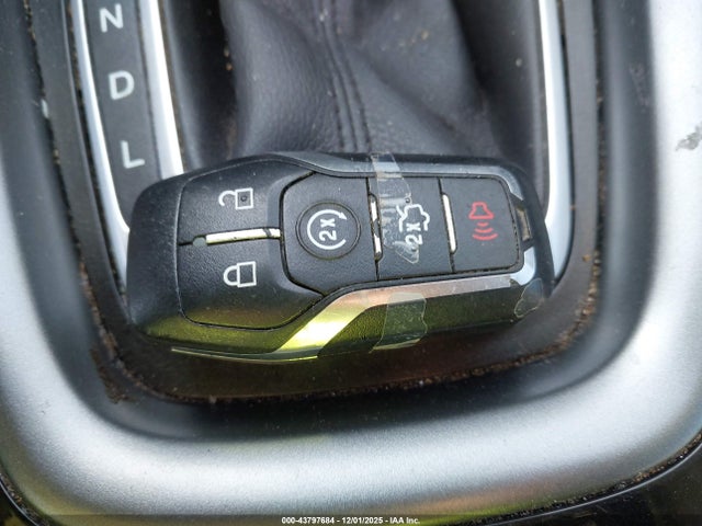 2016 FORD FUSION ENERGI 3FA6P0SU3GR241895 Photo 10