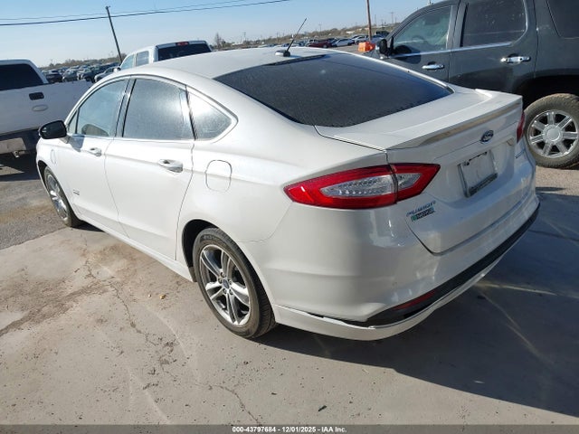 2016 FORD FUSION ENERGI 3FA6P0SU3GR241895 Photo 2